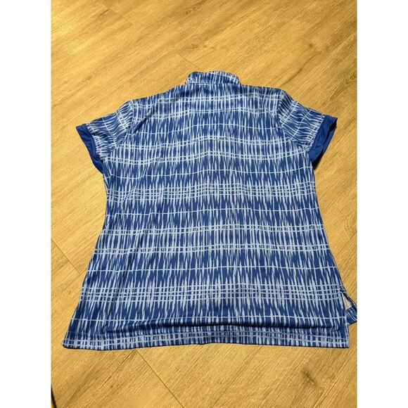 Muk Luks Women’s PJ Set Medium Blue White Ikat Print Short Sleeve Top & Shorts - Picture 5 of 12